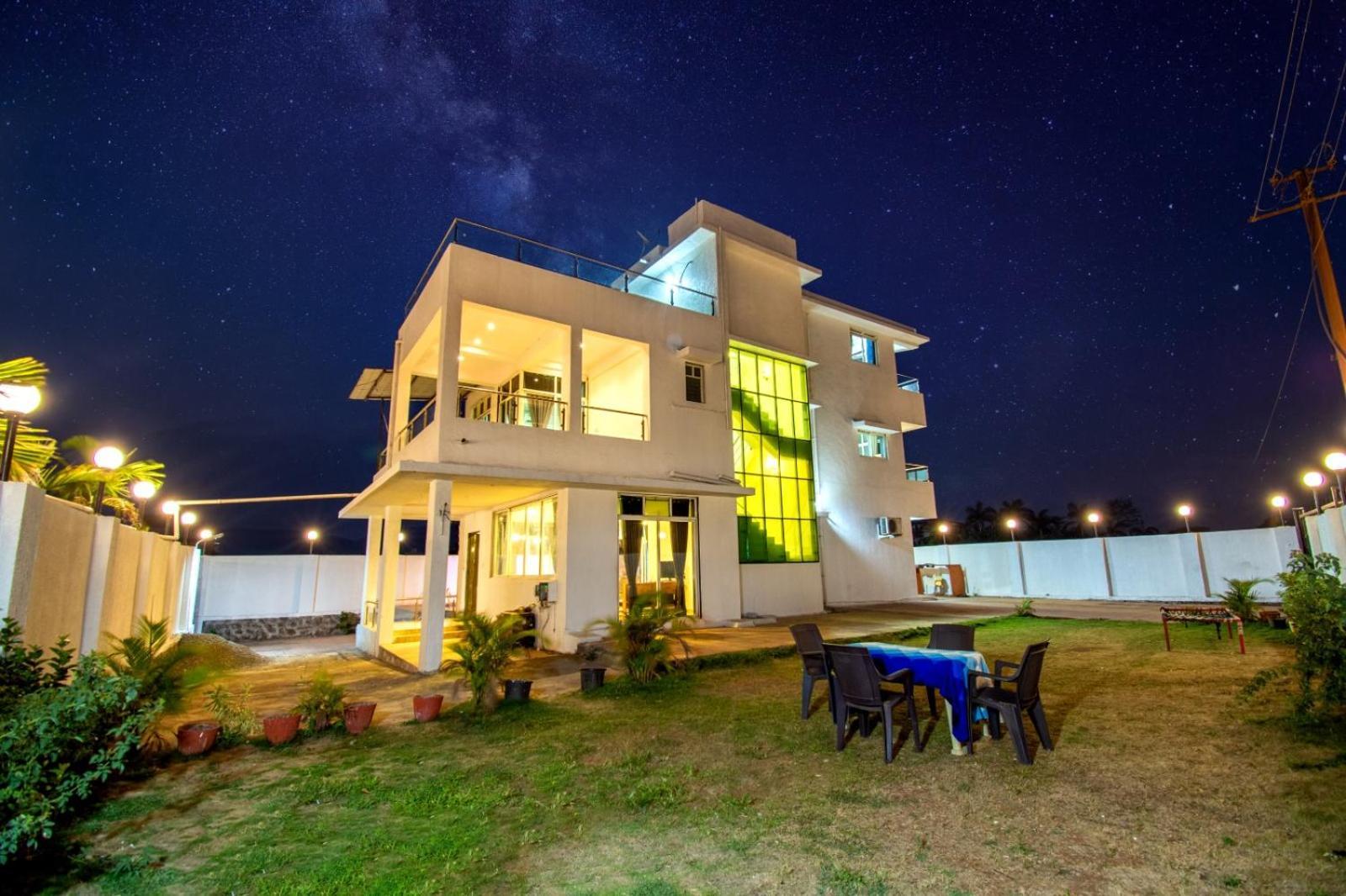 Empyrean Stay Ll 6Bhk Ll Royal Bramha Palace Ll Pvt Pool Ll Лонавла Екстер'єр фото